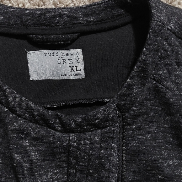 Cute biker jacket - Picture 2 of 2